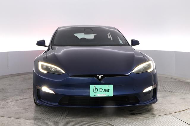 2022 Tesla Model S — photo 9 of 23