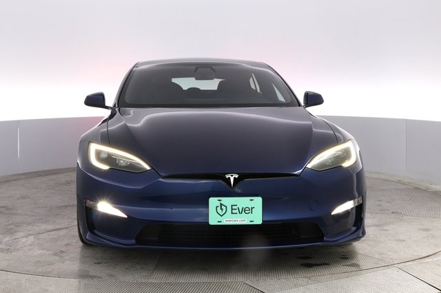 2022 Tesla Model S — photo 9 of 23