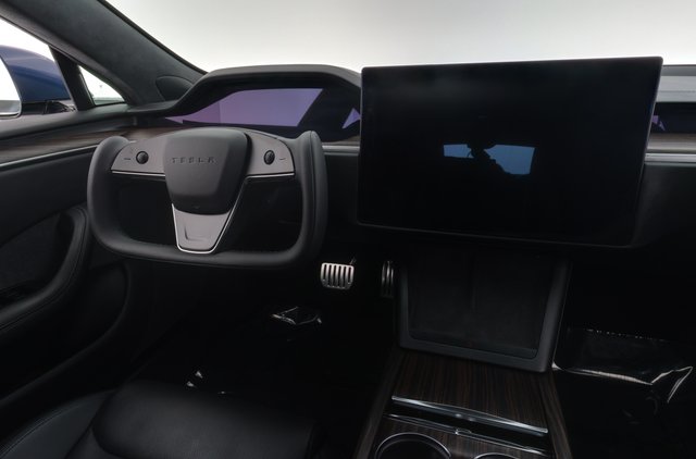 2022 Tesla Model S — photo 20 of 23