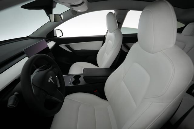2022 Tesla Model Y — photo 3 of 21