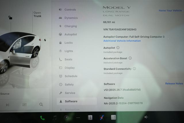 2022 Tesla Model Y — photo 5 of 21