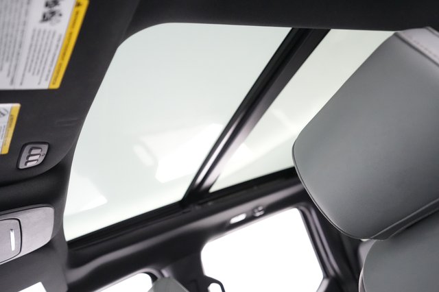 2023 Ford F-150 Lightning — photo 14 of 15