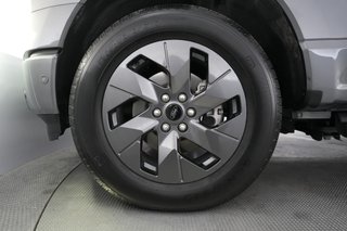 2023 Ford F-150 Lightning — photo 7 of 15