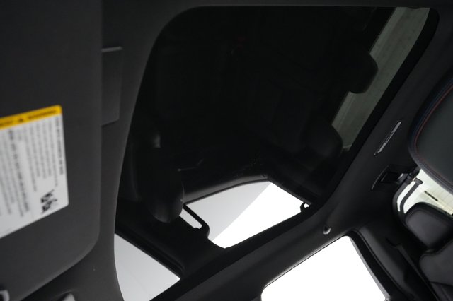 2024 Chevrolet Silverado EV — photo 14 of 16