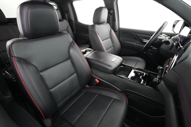 2024 Chevrolet Silverado EV — photo 12 of 16
