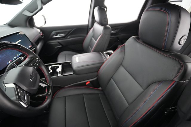 2024 Chevrolet Silverado EV — photo 3 of 16