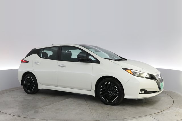 2024 Nissan LEAF — photo 10 of 20