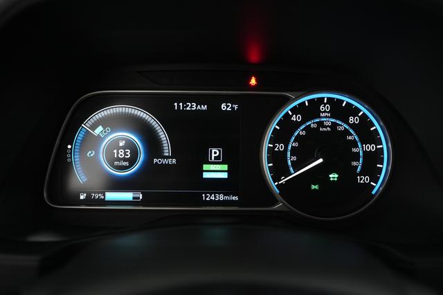 2024 Nissan LEAF — photo 5 of 20