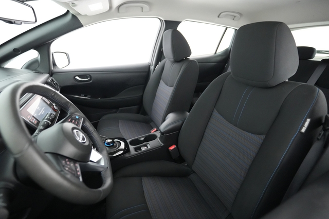2024 Nissan LEAF