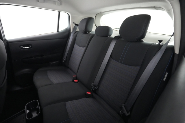 2024 Nissan LEAF