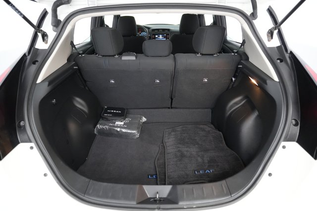 2024 Nissan LEAF — photo 6 of 20