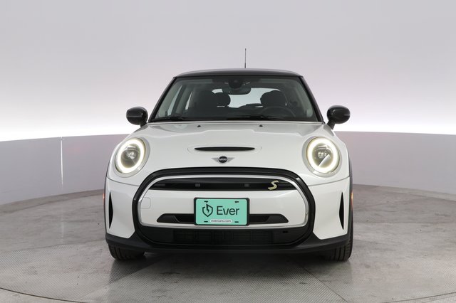 2024 MINI Cooper SE — photo 9 of 20