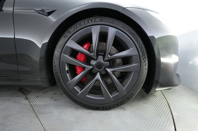 2023 Tesla Model S — photo 16 of 22