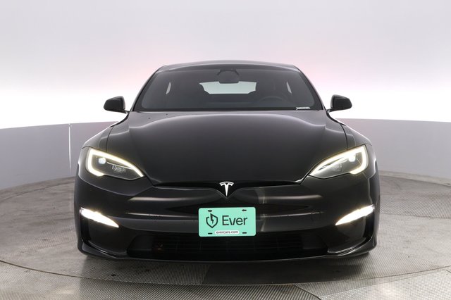 2023 Tesla Model S — photo 9 of 22