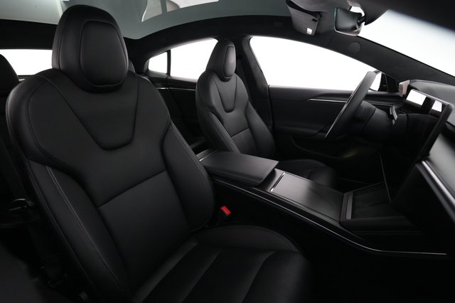 2023 Tesla Model S — photo 19 of 22