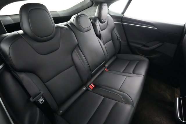 2023 Tesla Model S — photo 4 of 22