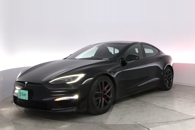 2023 Tesla Model S — VIN 5YJSA1E62PF524321