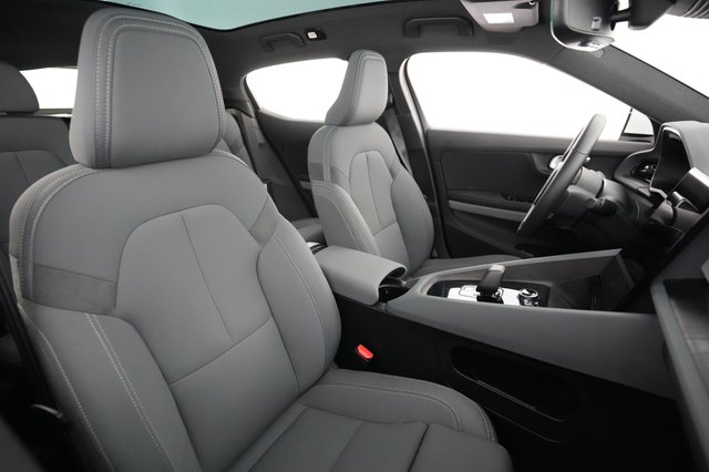 2024 Polestar 2 — photo 18 of 21