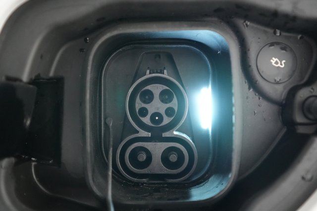 2024 Polestar 2 — photo 8 of 21