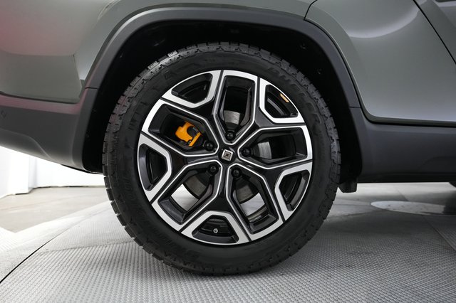 2022 Rivian R1T — photo 15 of 23
