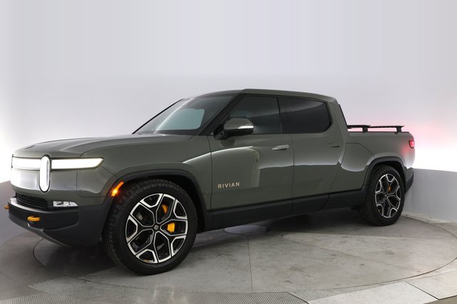 2022 Rivian R1T — photo 14 of 23