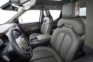 2022 Rivian R1T — photo 3 of 23