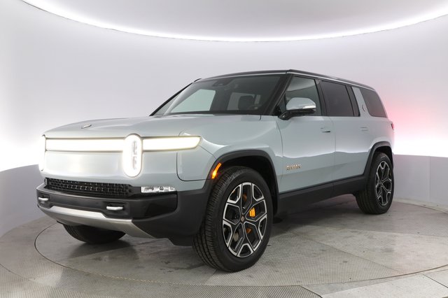 2022 Rivian R1S — VIN 7PDSGABL6NN001156