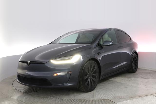 2022 Tesla Model X — VIN 7SAXCAE55NF360196