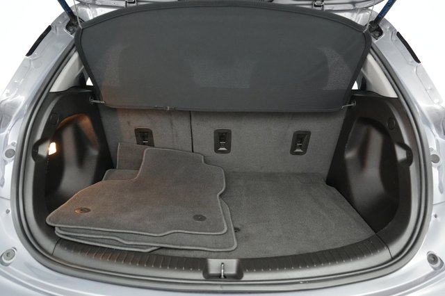2022 Chevrolet Bolt EV — photo 6 of 20