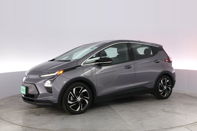 2022 Chevrolet Bolt EV — photo 14 of 20