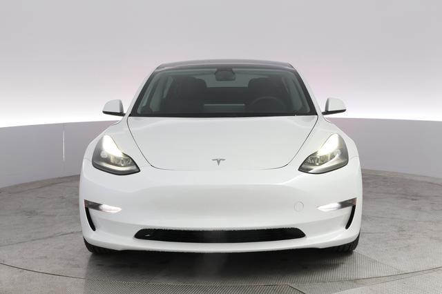2022 Tesla Model 3 — photo 9 of 22