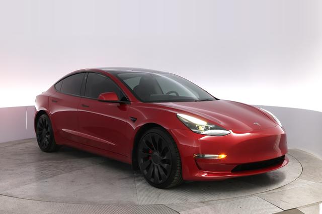 2022 Tesla Model 3 — photo 10 of 21