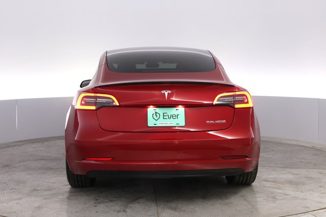 2022 Tesla Model 3 — photo 12 of 21