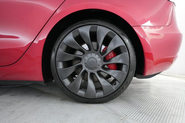 2022 Tesla Model 3 — photo 7 of 21