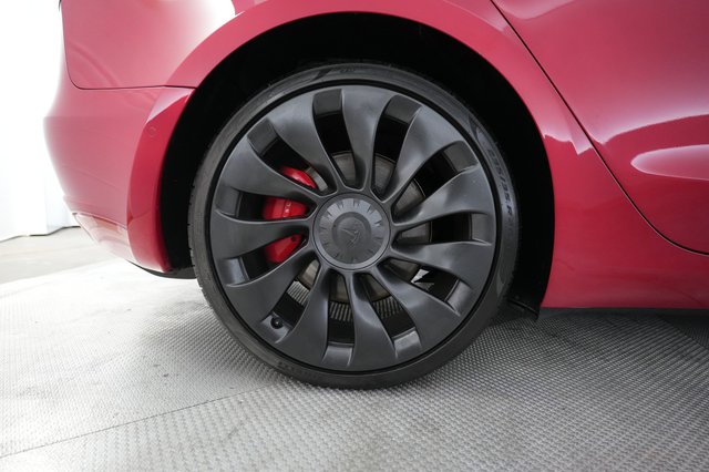 2022 Tesla Model 3 — photo 16 of 21