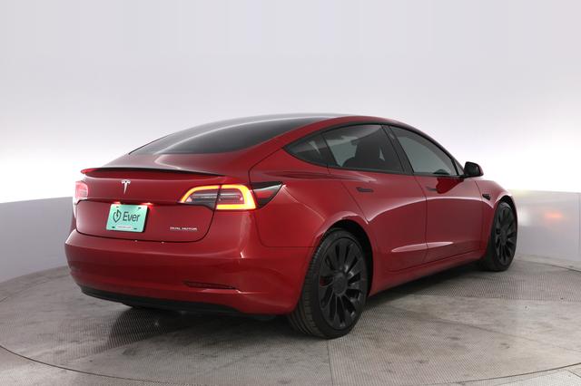 2022 Tesla Model 3 — photo 2 of 21