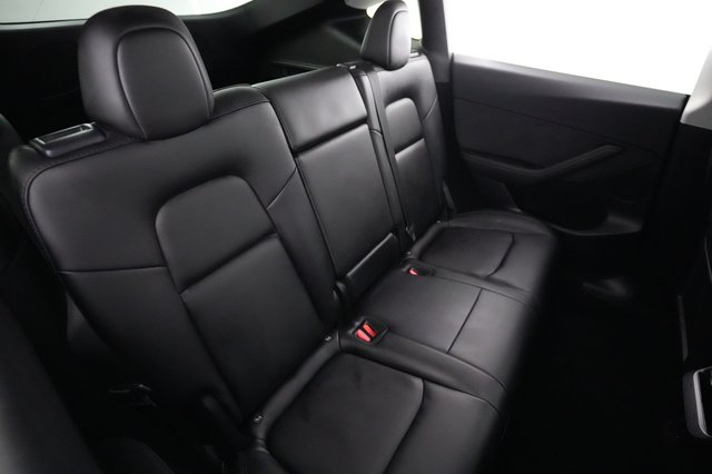 2023 Tesla Model Y — photo 4 of 22