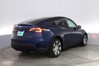 2023 Tesla Model Y — photo 2 of 22