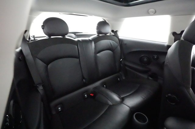 2023 MINI Cooper SE — photo 4 of 19