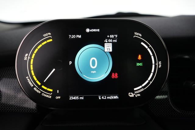 2023 MINI Cooper SE — photo 5 of 19