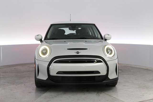 2023 MINI Cooper SE — photo 9 of 19