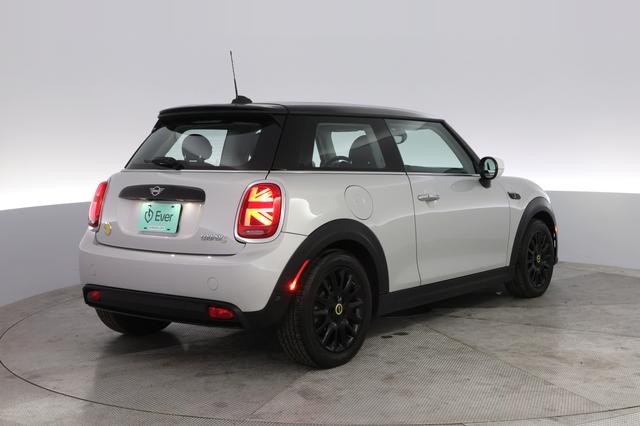 2023 MINI Cooper SE — photo 2 of 19