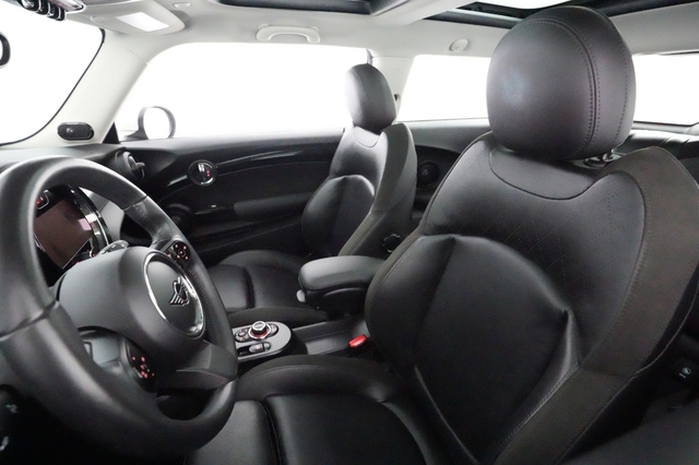 2023 MINI Cooper SE