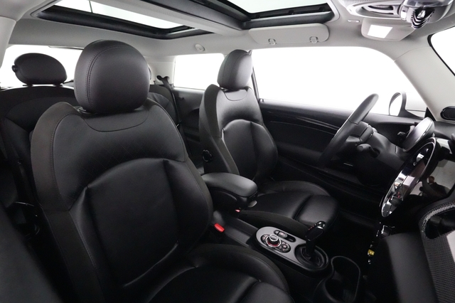 2023 MINI Cooper SE