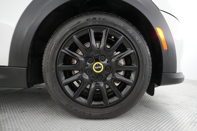2023 MINI Cooper SE