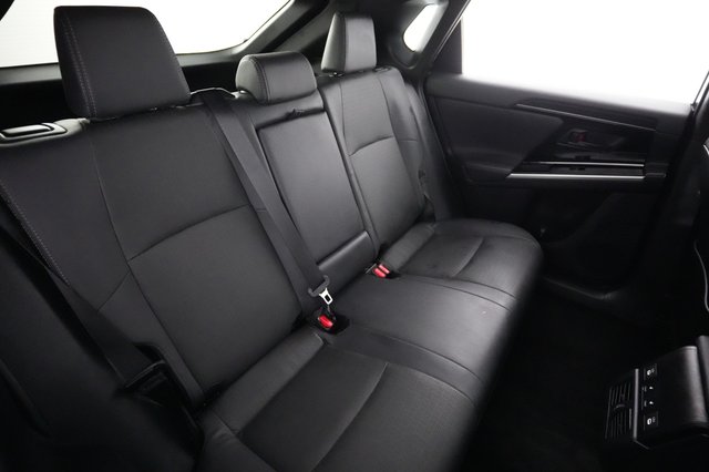 2024 Subaru Solterra — photo 4 of 20