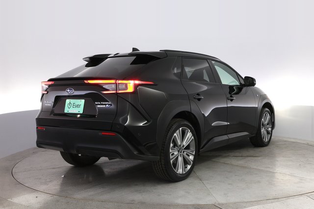 2024 Subaru Solterra — photo 2 of 20