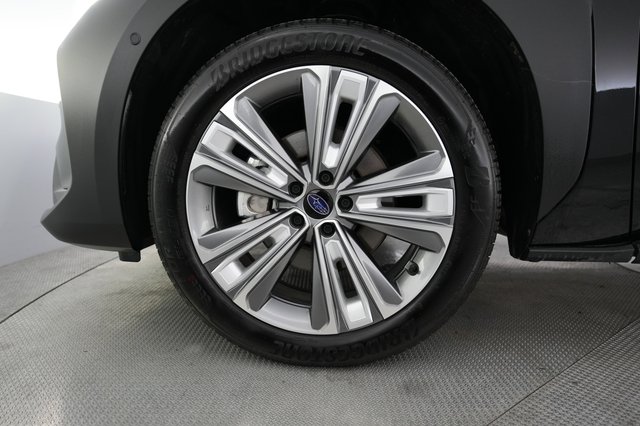 2024 Subaru Solterra — photo 7 of 20