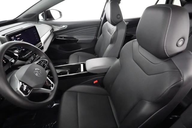 2023 Volkswagen ID.4 — photo 3 of 21