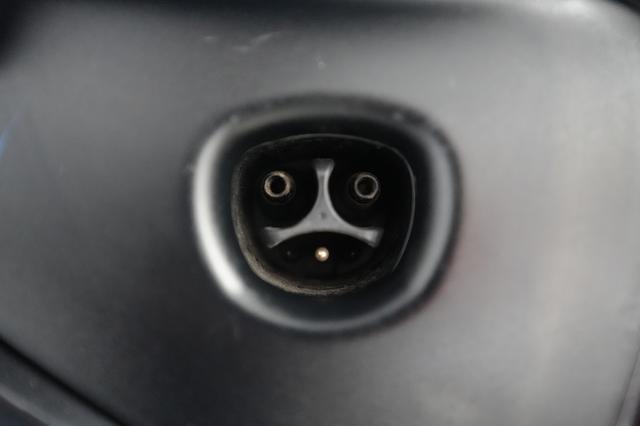 2024 Tesla Model Y — photo 8 of 21